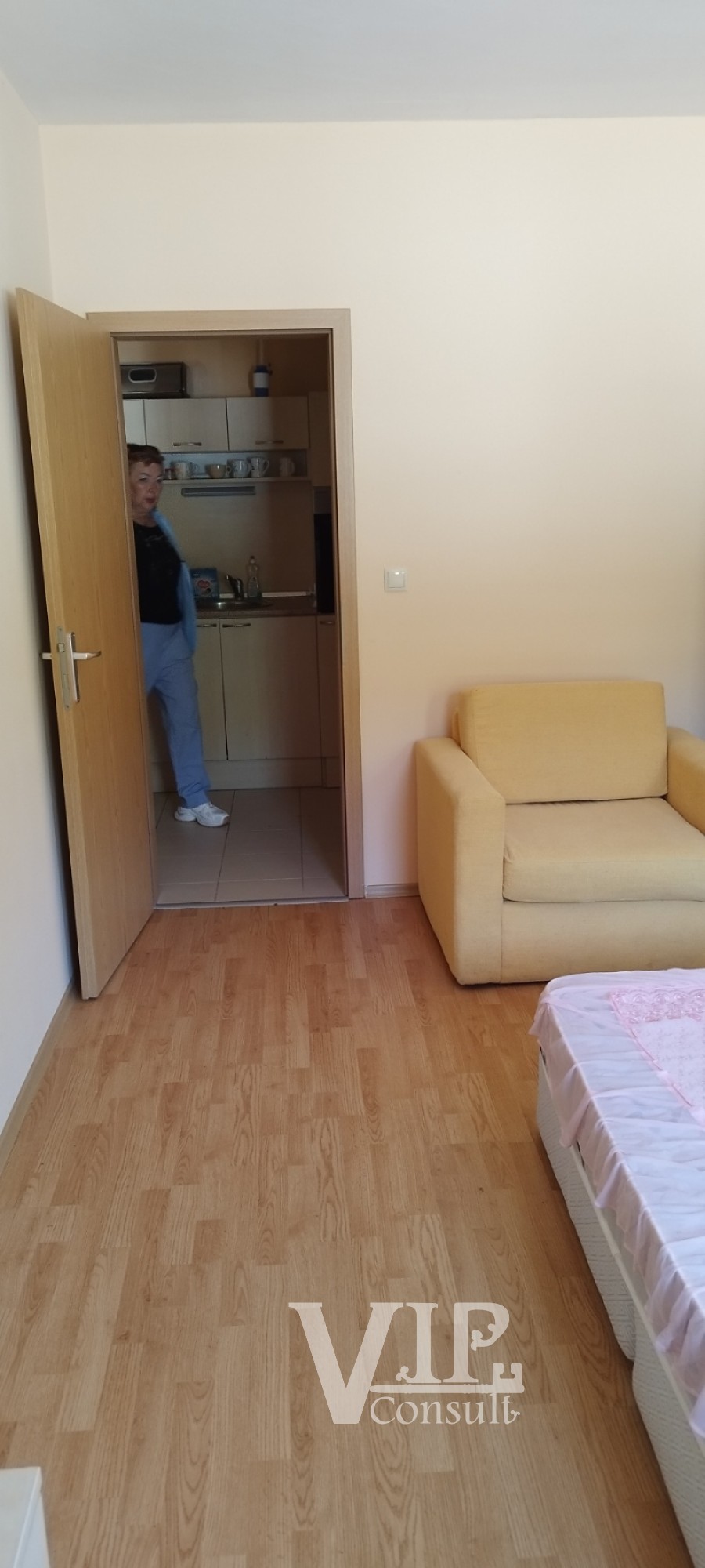 Снимка 16